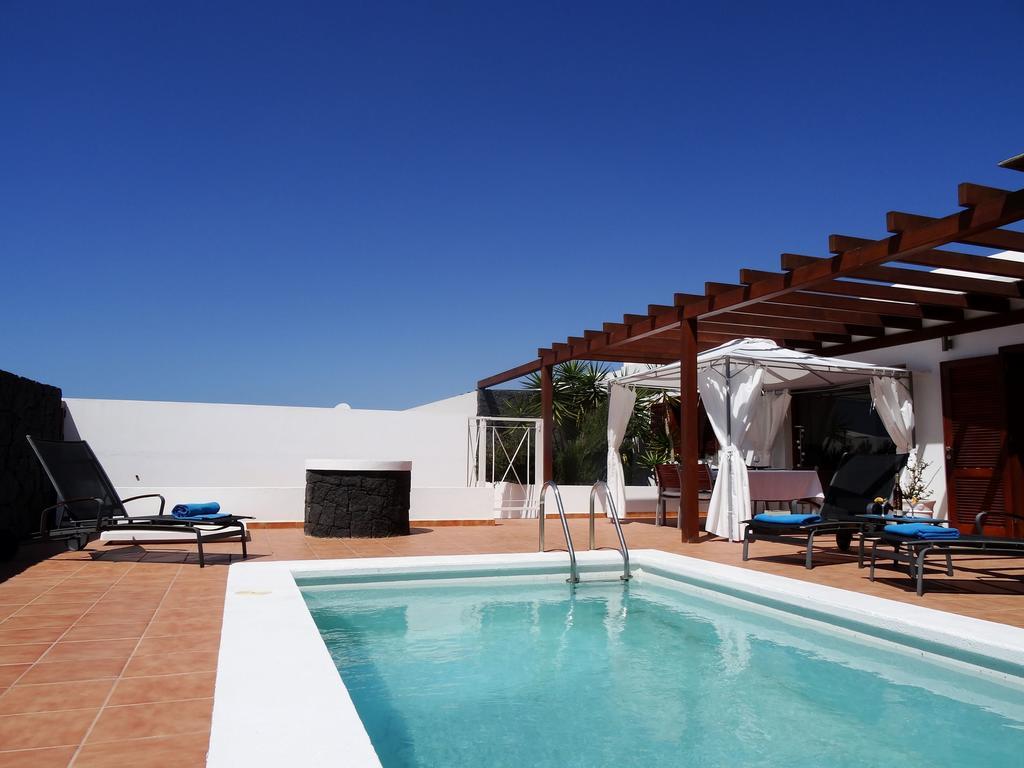 Happy Villa Con Piscina Privada Playa Blanca  Exteriör bild